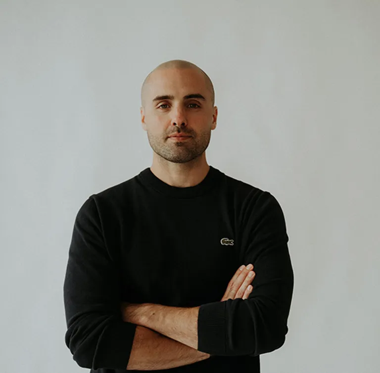 headshot of john volpe
